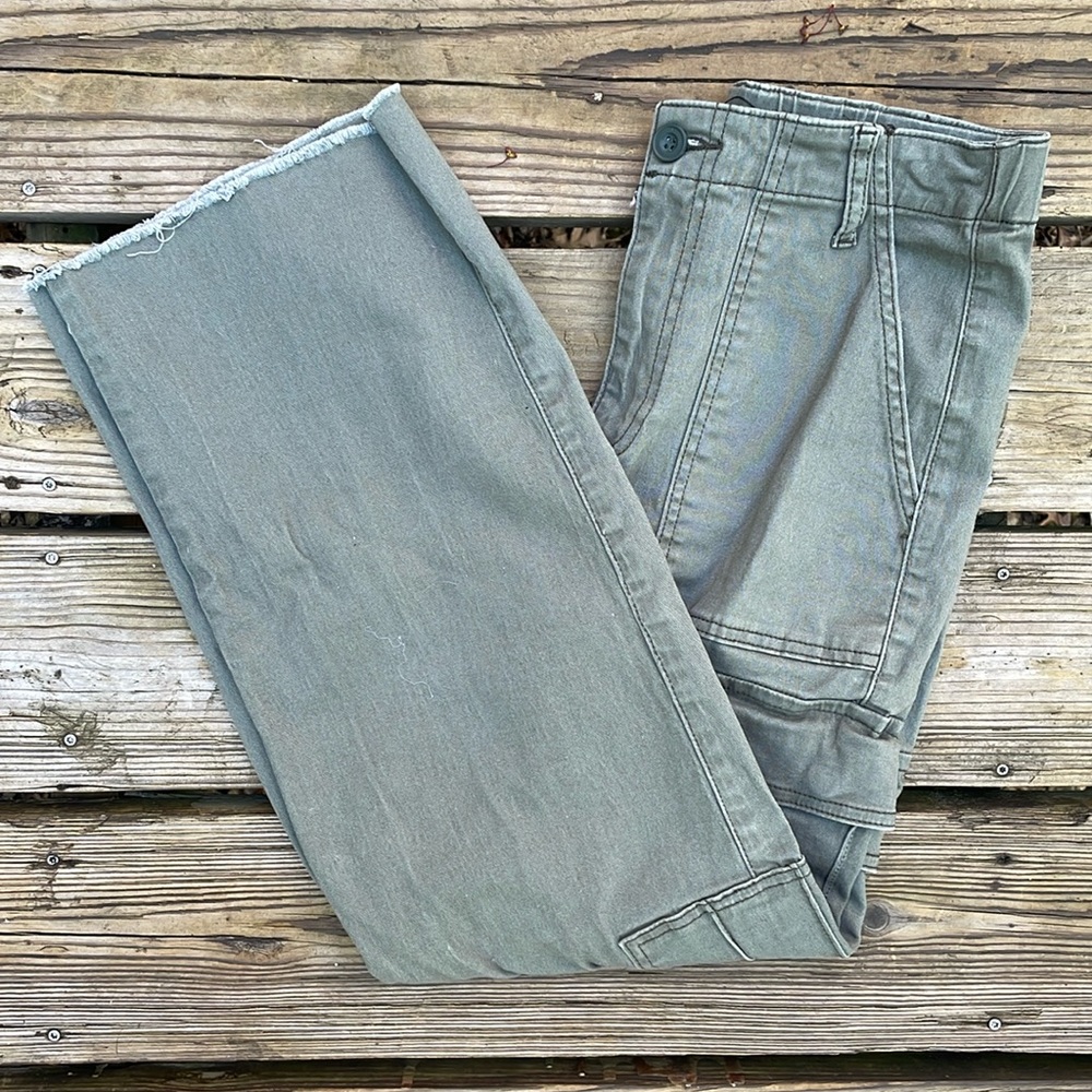 Fashion Nova Army Green Cropped Utility Pants